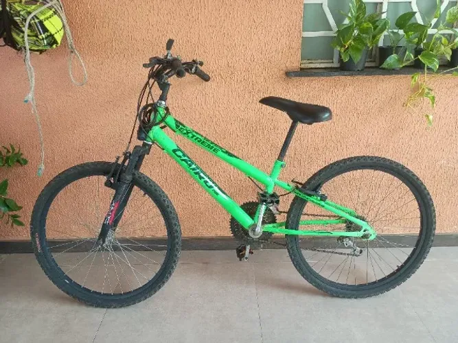 Bike Cairu Extreme Aro 26 com Suspensão e Marchas
