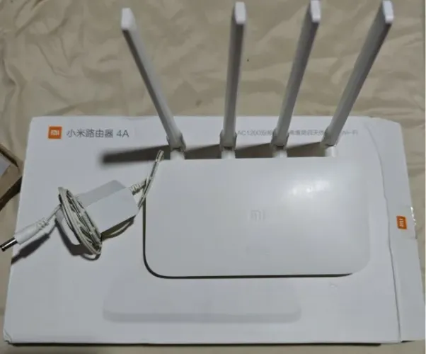 Roteador Xiaomi Mi Router 4A AC1200 Dual Band 4 Antenas - Muito Conservado