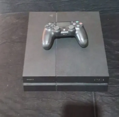 Playstation 4 fat