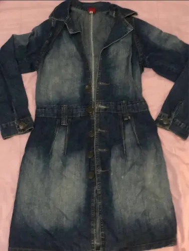 sobretudo jeans y2k (anos 2000)
