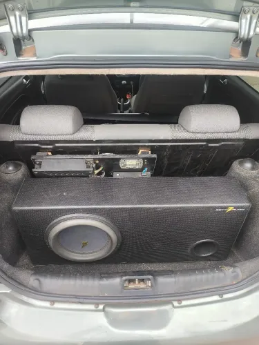 Sub zetta 700 RMS mais caixa!