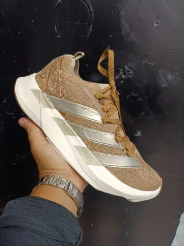 Tênis Adidas Adzero