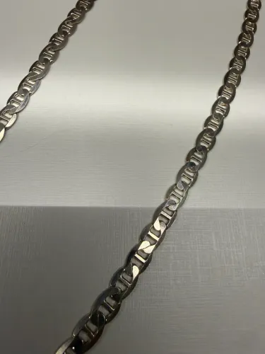 Cordão de prata 60cm com 30 gramas.