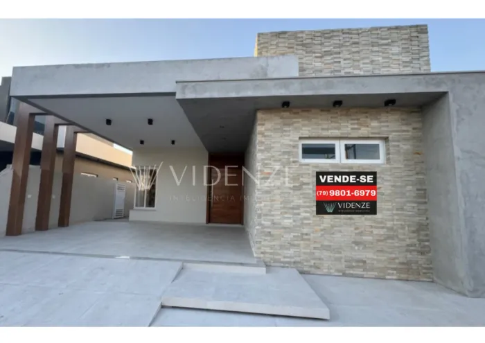 Casa DE ALTO PADRÃO à Venda no Condomínio Heitor Villa Lobos, em Itabaiana