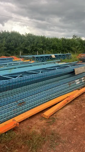 Porta Paletes Reforçado até 2000kg por Nível | Montantes até 12m