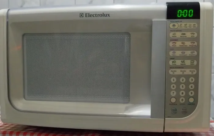 Micro-ondas Electrolux 31L
