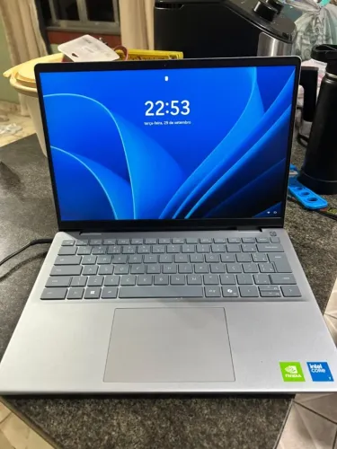 Dell Inspiron 14 5440 | Core i7 | 32GB RAM | NVIDIA MX570