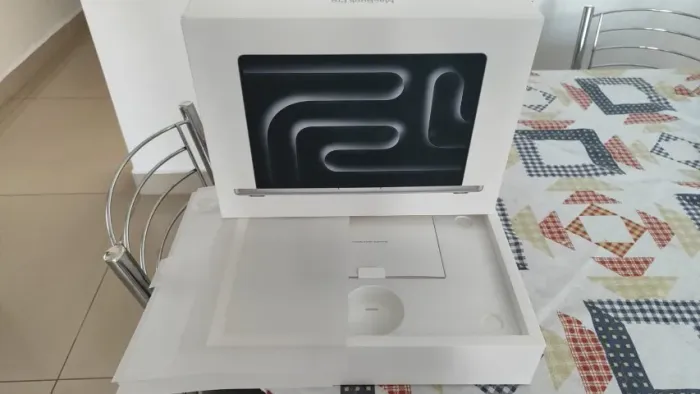 Caixa Vazia Macbook Pro 14 M4 Pro - Pro 14 M1 Pro - Pro 16 M4 Pro- Air 13 M4 - Air 13 M1