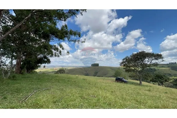 Área sensacional com vista para Cachoeira e Arraial de São João Batista da Canastra