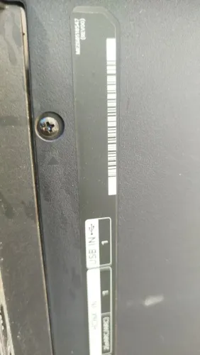 Tv 65 polegadas LG 4k para retirada de peças tela trincada e quebrada cem base peças orige
