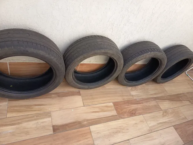 Pneu Continental extreme 215/50/17