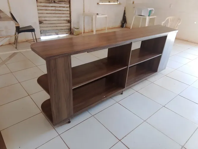 Balcão expositor MDF (2,50x0,50)