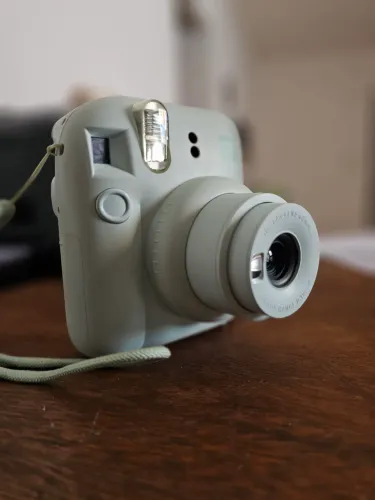 Camera instantânea Instax mini 12