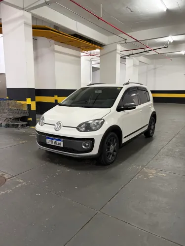 Volkswagen Up! Cross 1.0 TSI Total Flex 12V 5P 2017
