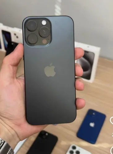 iPhone 16 Pro Max 256gb Preto Semi Novo - 100% | 198 ciclos em até 18x