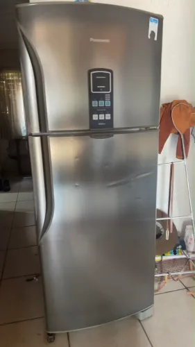 Geladeira motivo de venda mudança de país