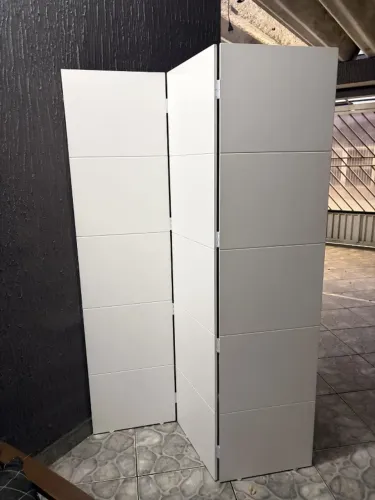 Biombo Tokstok 3 folhas MDF laqueado - divisória de ambientes