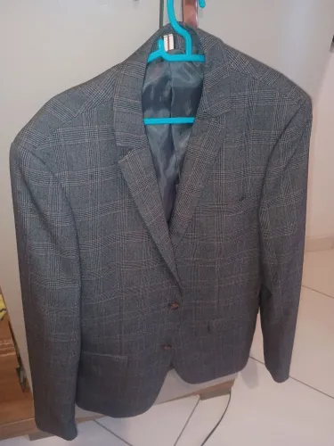 Vende-se terno