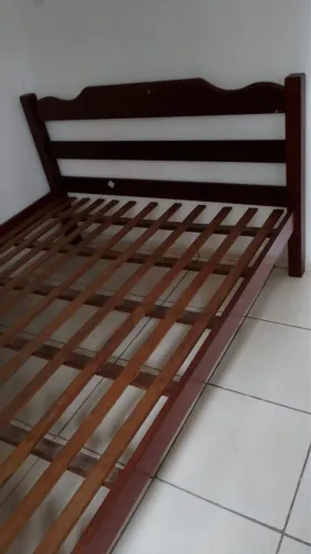 Vendo cama casal com colchão