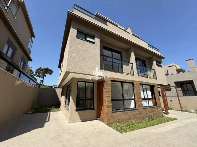 SOBRADO DUPLEX/TRIPLEX À VENDA  TINGUI | CURITIBA REF: 1541