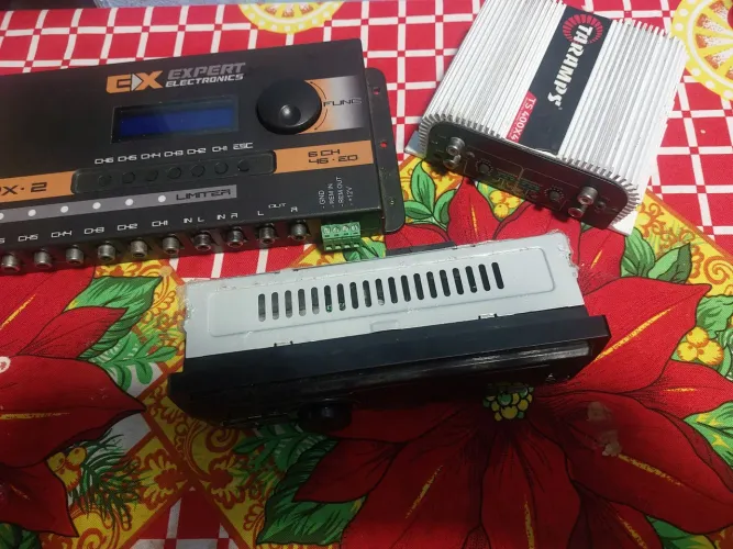 Modulo ts400... Crossover px'2 e toca cd bluetooth #leia a descrição