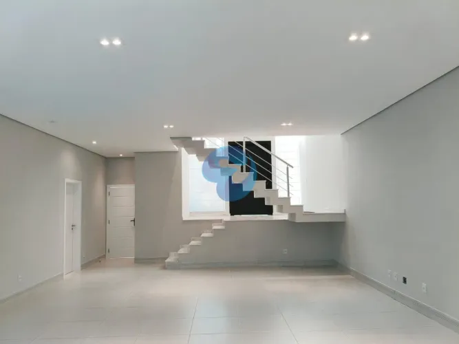 Casa no Alphaville Nova Esplanada I para Locação