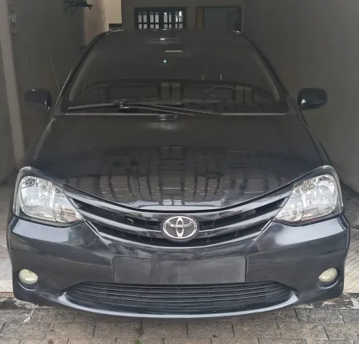 Toyota Etios XLS 1.5 Flex 16V 5P Mec. 2013