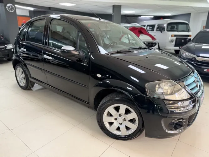 Citroen C3 GLX 1.4/ GLX Sonora 1.4 Flex 8V 5P 2012