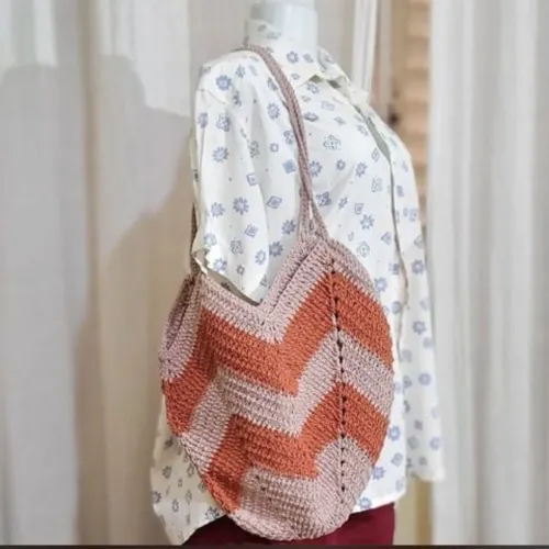 Bolsa crochê grande bicolor alças 