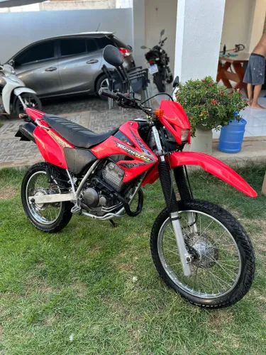 Honda Tornado XR 250 Vermelha 