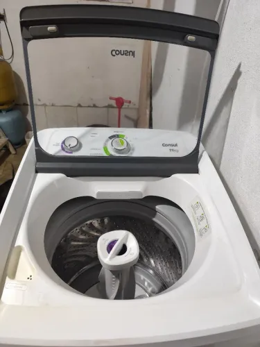 Máquina de lavar roupa Consul 11 kilos semi nova 