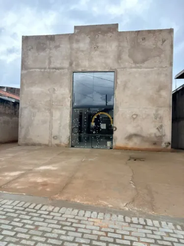 Prédio para aluguel com 480 m² em Vila Engler, Bauru - SP