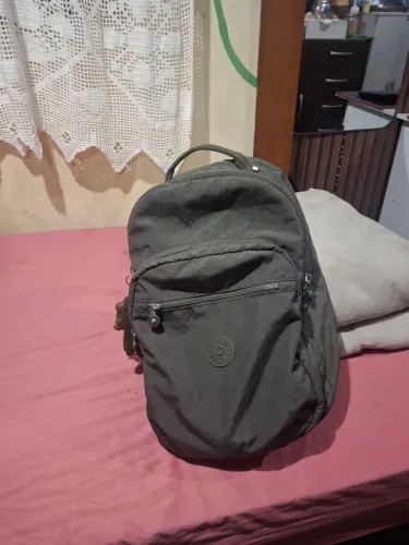 Mochila kipling original - verde - 4 bolsos com divisórias 