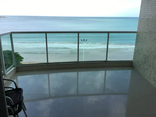 Imóvel para aluguel temporada 110 metros quadrados, 3 qts na Praia do Morro - Guarapari - 