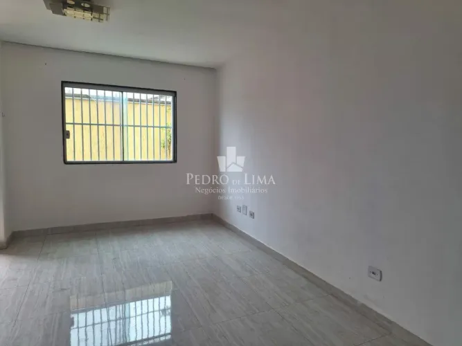 Sobrado de Condomínio em porcelanato com 2 suítes e 1 vaga na Vila Matilde