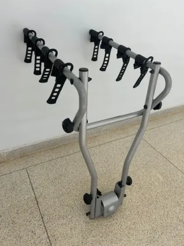 Suporte Transbike para 4 bicicletas Thule Hangon - Engate suspenso inclinável