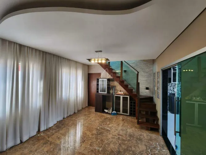 (35027) para aluguel - Cobertura com 3 quartos, 1 vaga, no Sagrada Família