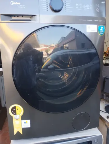 Lava e seca semi nova Midea