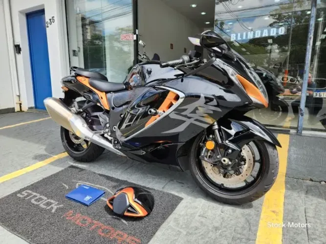 Suzuki GSX 1300 Hayabusa Geração 3 Preta 2024