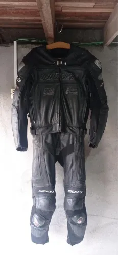 Kit Moto Macacão Rocket T50 + Bota Alpinestars 39