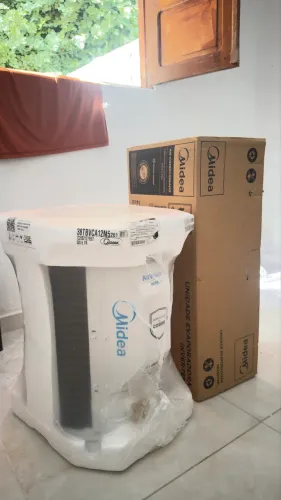At condicionado split midea 12 mil BTU