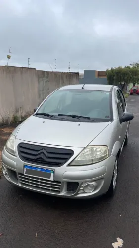 Citroen C3 GLX 1.4/ GLX Sonora 1.4 Flex 8V 5P 2012