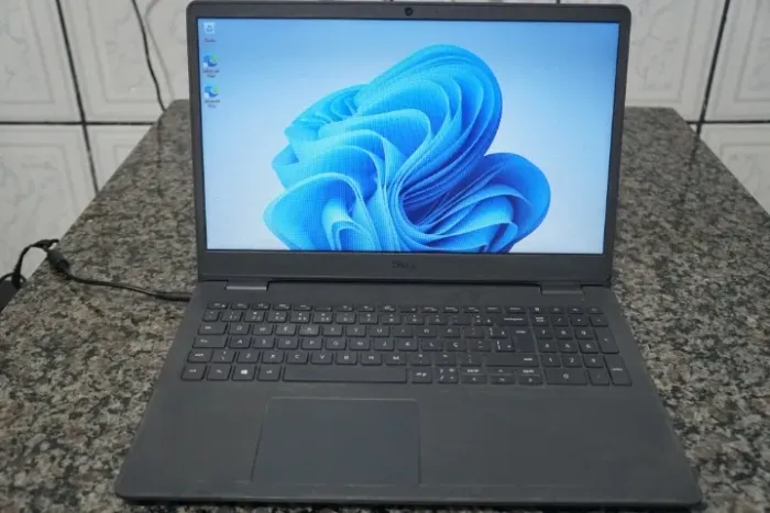 Notebook Dell Inspiron 3501 (7ªG) Pentium Gold - Ddr4 4gb - Hd 512gb - Tela 15'6 - Win 11