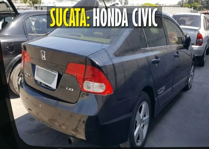 Honda New Civic 08 para retirada de peças