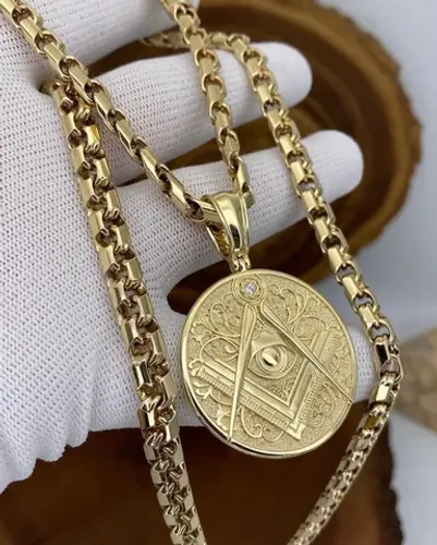 Pingente em Ouro 18K 750 com diamante