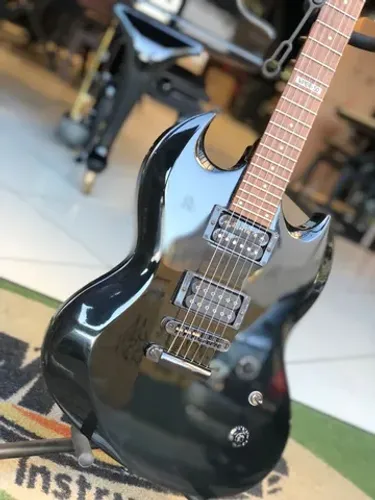 Guitarra modelo Sg Ltd Viper 50 Usada Mixer Instrumentos Musicais