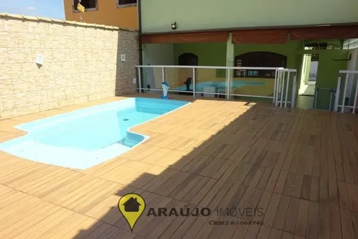 Casa a venda no Bairro monet em Resende RJ ( área de lazer completa ) R$ 550 Mil