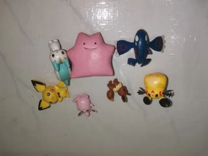 Pokémon Eevee Ditto Kyogre Pichu Pachirisu Wigglytuf Dedenne