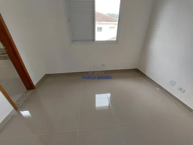 Sobrado à venda tipo village, 2 suítes 1 vaga no Marapé Santos SP