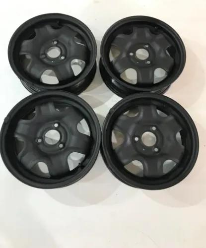 Jogo Roda original Kwid aro 14       